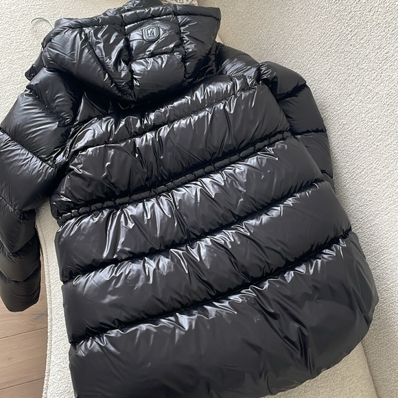 Mackage woman’s shiny black puffer coat xs - Picture 5 of 10